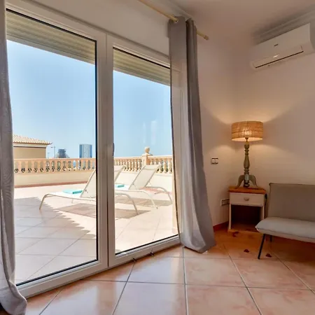 ヴィラ Guzman - Bellissima