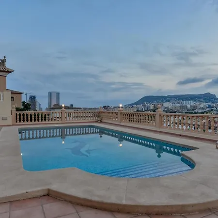 ヴィラ Guzman - Bellissima