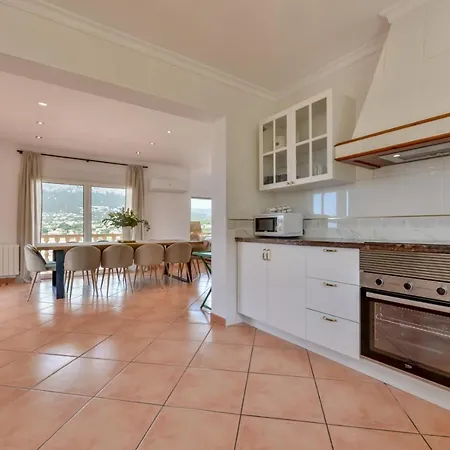 ヴィラ Guzman - Bellissima *