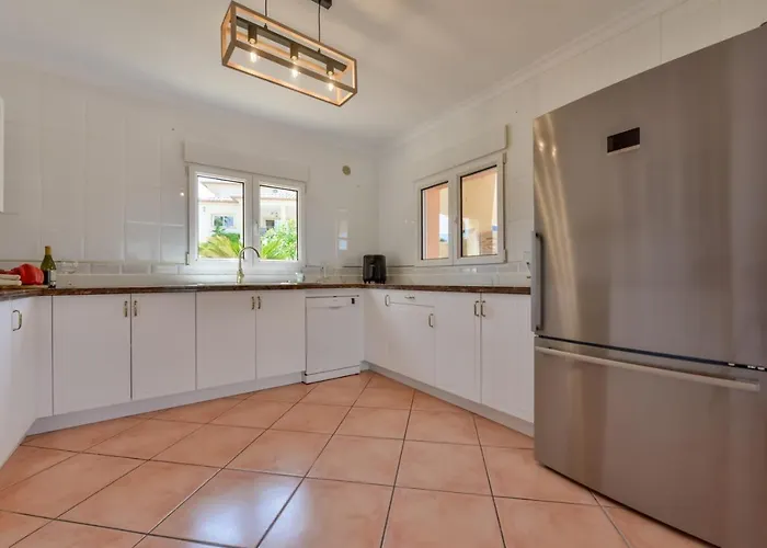 Guzman - Bellissima Κάλπε